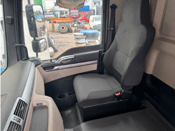 Camion à rideaux coulissants MAN 18.290 4X2 Koffer / Plane Top Zustand 8,30 Meter: photos 4