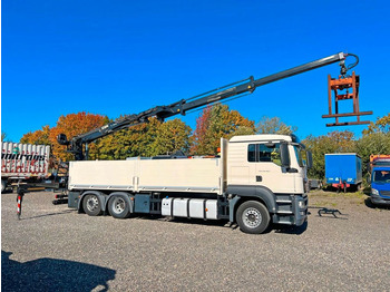 Camion grue, Camion plateau MAN 26.480 6X2 Baustoff mit Kran HIAB Top Zustand: photos 2