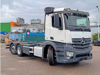Camion citerne MERCEDES-BENZ