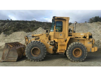 Chargeuse sur pneus CATERPILLAR 950F