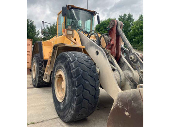 Chargeuse VOLVO L150E