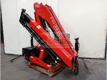 Grue auxiliaire FASSI