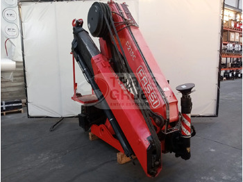 Grue auxiliaire FASSI
