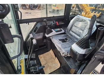 Pelle sur chenille KOMATSU PC35