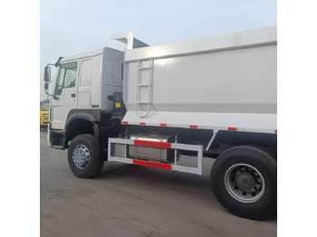 Camion benne Sinotruk HOWO 371 Dump truck: photos 3
