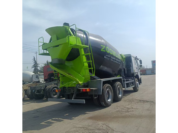 Camion malaxeur Sinotruk HOWO 6*4 Concrete mixer truck: photos 5