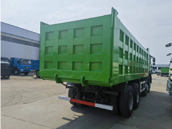 Camion benne Sinotruk HOWO 8*4 Dump truck: photos 3