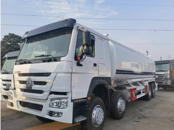 Camion citerne Sinotruk HOWO 8*4 Tank truck: photos 5