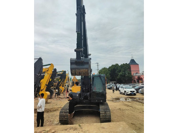 Pelle sur chenille VOLVO EC210