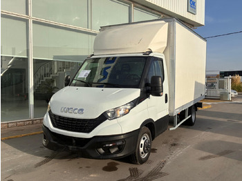 Fourgon grand volume IVECO Daily 35c16