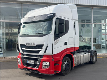 Tracteur routier IVECO