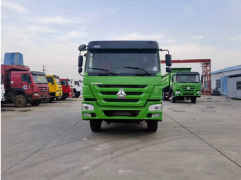 Camion benne SINOTRUK HOWO 6*4 8*4 DUMP TRUCK: photos 2