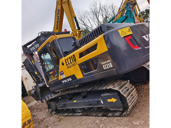 Pelle sur chenille VOLVO EC210B