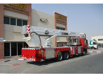 Camion de pompier MERCEDES-BENZ Actros 3332