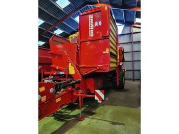 Arracheuse de pommes de terre GRIMME SE