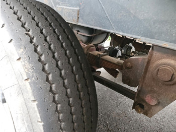 Citerne pulvérulente Kässbohrer Silo Güllefaß 33m³ Blattfederung: photos 4