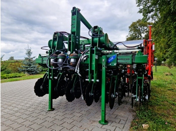 Semoir monograine neuf MASCHIO GASPARDO + Moretto MOM MAGA 6R + Strip Hawk: photos 4