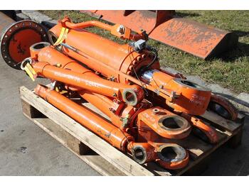 Vérin hydraulique HITACHI
