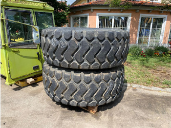 Pneu TEREX