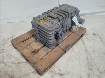 Transmission pour Grue mobile Grove AT 9120 dropbox: photos 3 Transmission pour Grue mobile Grove AT 9120 dropbox: photos 3