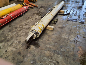 Vérin hydraulique KRUPP