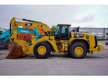 Chargeuse sur pneus CATERPILLAR