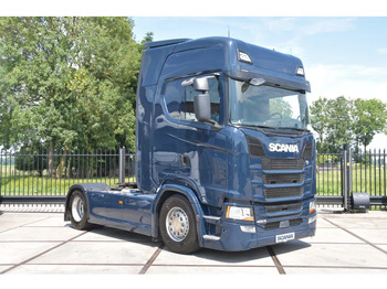 Tracteur routier SCANIA S 450
