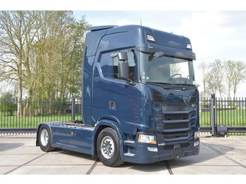 Tracteur routier SCANIA S 450