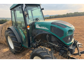 Tracteur agricole