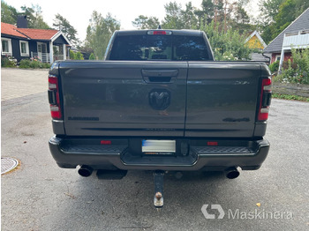 Fourgon utilitaire Pickup Dodge Ram 1500: photos 4