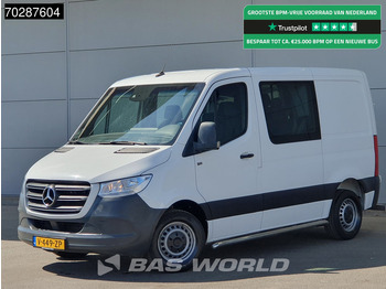 Fourgonnette MERCEDES-BENZ Sprinter 211