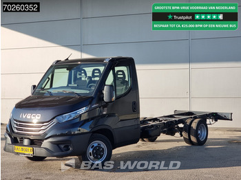 Véhicule utilitaire IVECO Daily 35c21