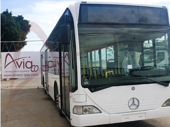 Bus de l'aéroport MERCEDES-BENZ