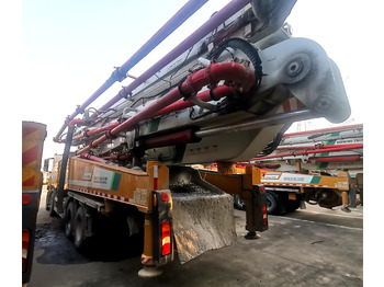 Camion pompe XCMG Official HB62V Second Hand Concrete Pump Truck 62m Truck-mounted Concrete Pump Price: photos 5