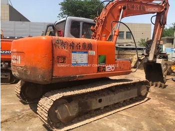 Pelle sur chenille HITACHI EX120-5