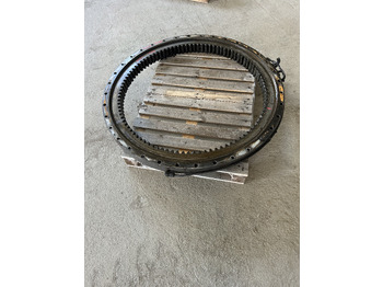 Couronne d'orientation pour Pelle sur pneus Volvo EW140C: photos 3