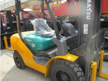 Chariot élévateur Komatsu FD30-16: photos 2