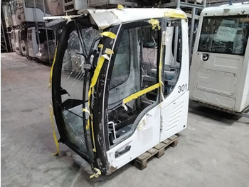 Cabine et intérieur LIEBHERR