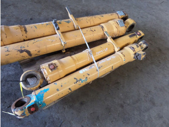 Vérin hydraulique LIEBHERR