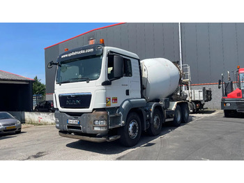 Camion malaxeur LIEBHERR