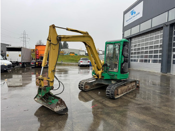 Pelle sur chenille YANMAR