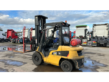 Chariot élévateur à gaz CATERPILLAR GP35: photos 3 Chariot élévateur à gaz CATERPILLAR GP35: photos 3