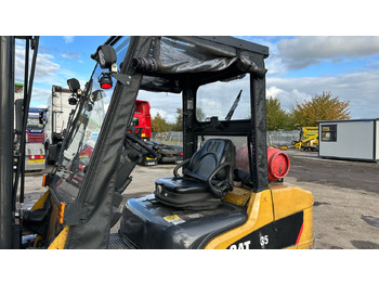 Chariot élévateur à gaz CATERPILLAR GP35: photos 5 Chariot élévateur à gaz CATERPILLAR GP35: photos 5