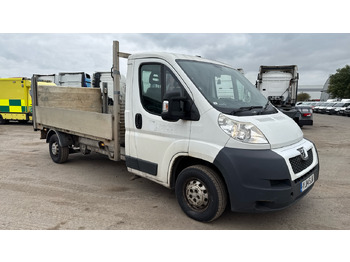 Utilitaire plateau PEUGEOT Boxer