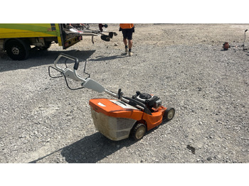 Matériel de chantier STIHL RM443T: photos 3