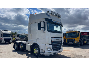 Tracteur routier DAF XF 530