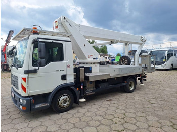 Nacelle télescopique MAN