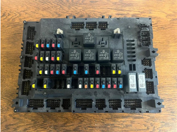 Fusible pour Camion Mercedes Actros MP4 Single-SAM Sicherungskasten A0014467658: photos 2 Fusible pour Camion Mercedes Actros MP4 Single-SAM Sicherungskasten A0014467658: photos 2