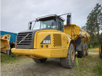 Tombereau articulé VOLVO A30D
