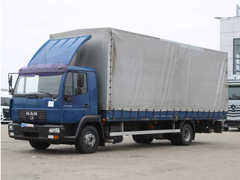 Camion à rideaux coulissants MAN